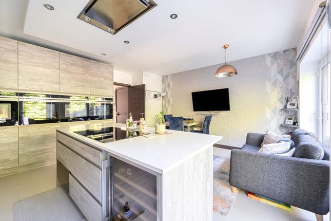 10, Greer Garson Road, Denham photo 2