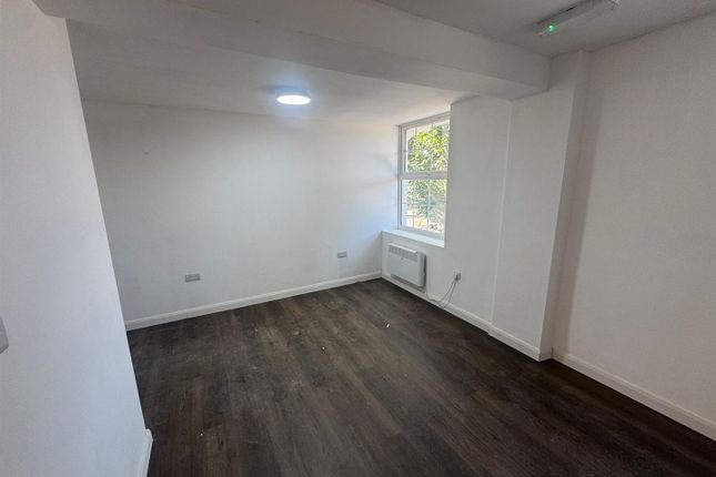 Ruislip High St Studio