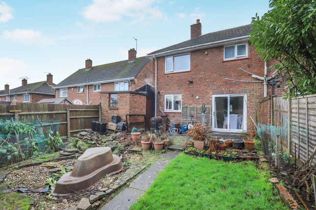 36, Bowmans Rise, Wolverhampton photo 2