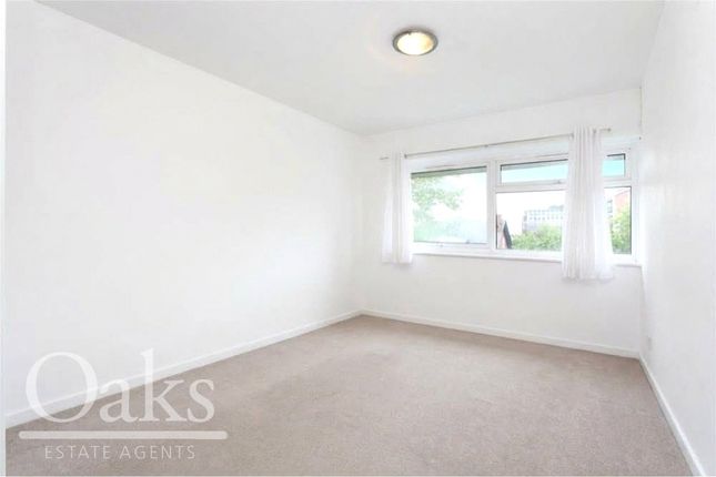6 Le Chateau, 18, Chatsworth Road, Surrey photo 4