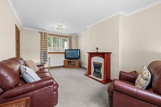 21, Haining Avenue, Kilmarnock photo 2