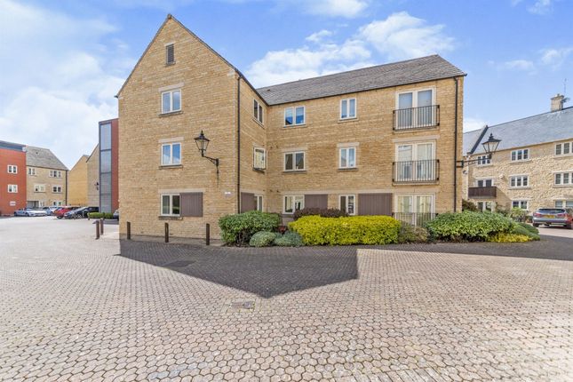 2 bed flat for sale in Riverside Place, Stamford PE9