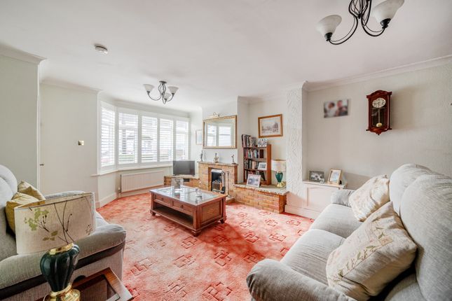 10, Forest Road, Windsor photo 3