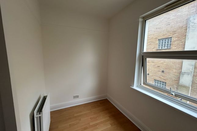 34 Park Street, Westcliff-on-Sea photo 5