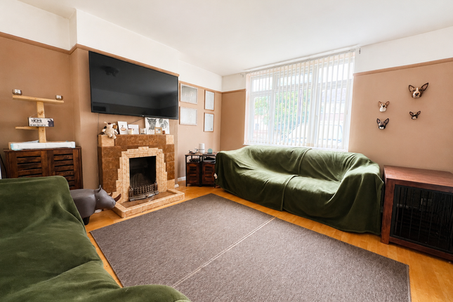 8, Ennerdale Crescent, Slough photo 3