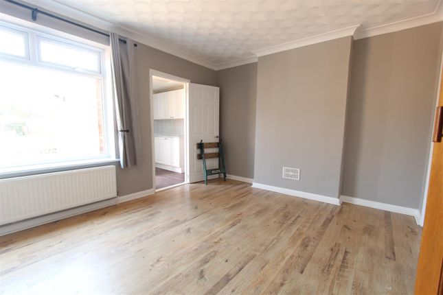 49, Cecil Avenue, Sheerness photo 3