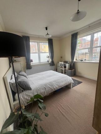 225 Kennington Lane, No Town Specified photo 5