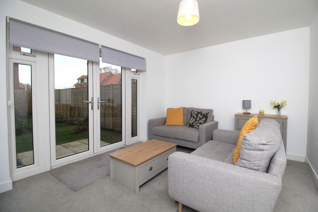 3, Wilkes Way, Waterlooville photo 2