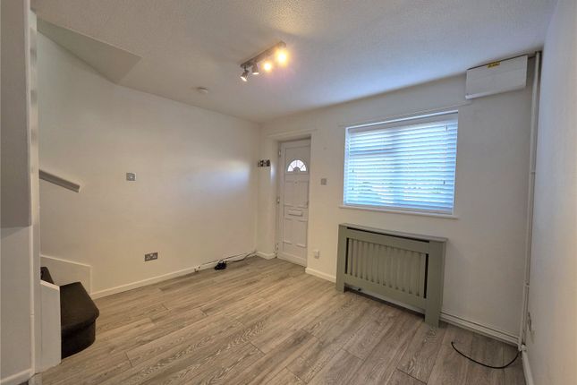 Chelmer Road, Essex photo 5