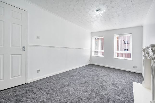 54 Princes Gate, Rutherglen, Glasgow photo 2