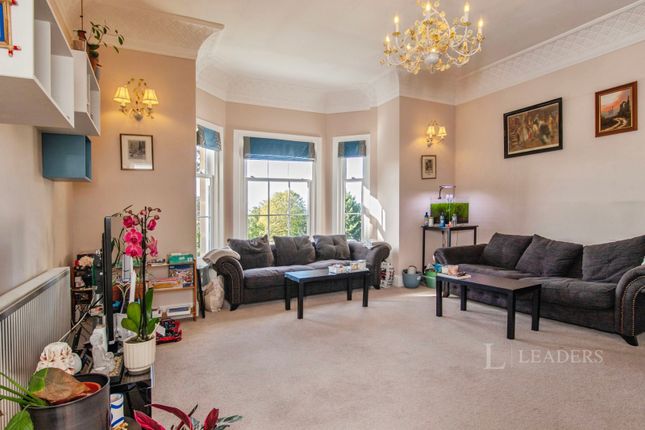 79, Elmfield Gardens, Battenhall photo 4