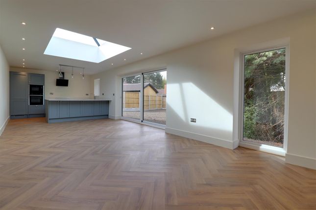 1, Heathwood Drive, Alsager photo 3