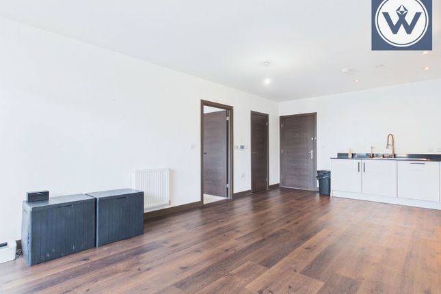 Flat 57,7 Gramophone Lane, Hayes photo 3