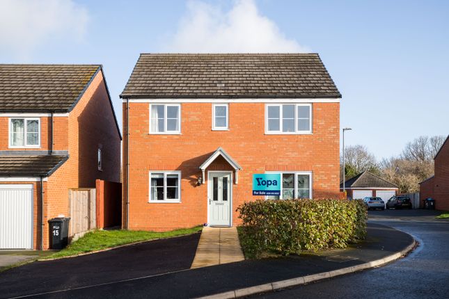 Thumbnail Detached house for sale in Ffordd Brannan, Buckley