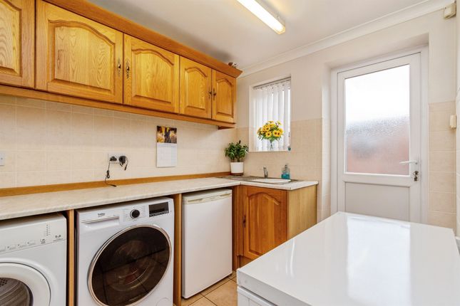 60, Devon Road, Wednesbury photo 5