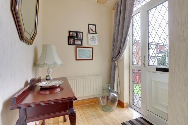8, Fir Drive, Newtownards photo 2