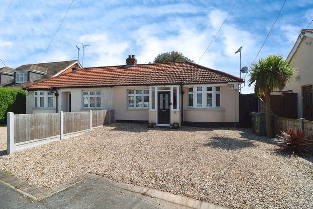Bungalow for sale in Highlands Road, Bowers Gifford, Basildon, Essex