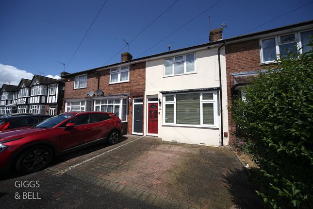 Thumbnail Terraced house for sale in Chesford Road, Luton, Bedfordshire