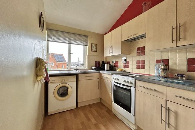 166, Rosebery Avenue, Yeovil photo 4