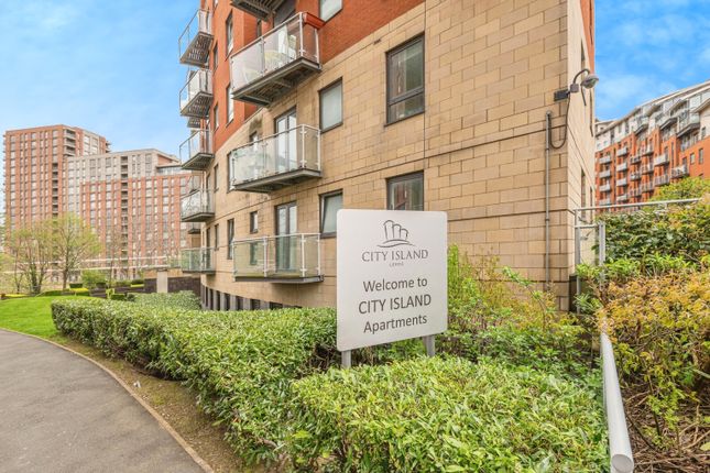 Flat for sale in Gotts Road, Leeds