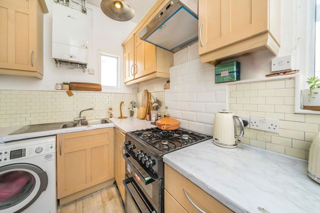 23A, Ravenstone Street, London photo 4