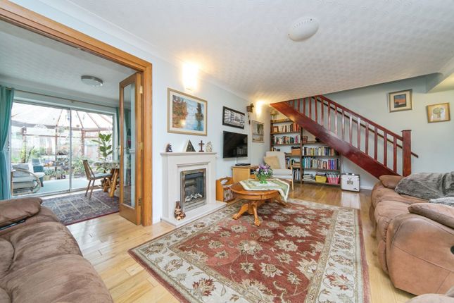 4, Bryn Avenue, Colwyn Bay photo 2