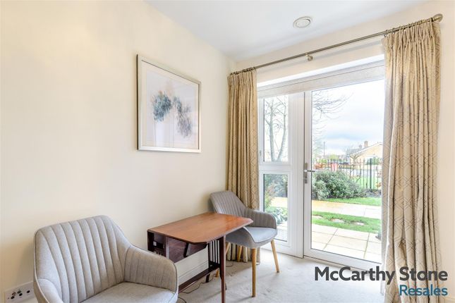 10 Oakhill Place, Overdale, Bedford photo 4