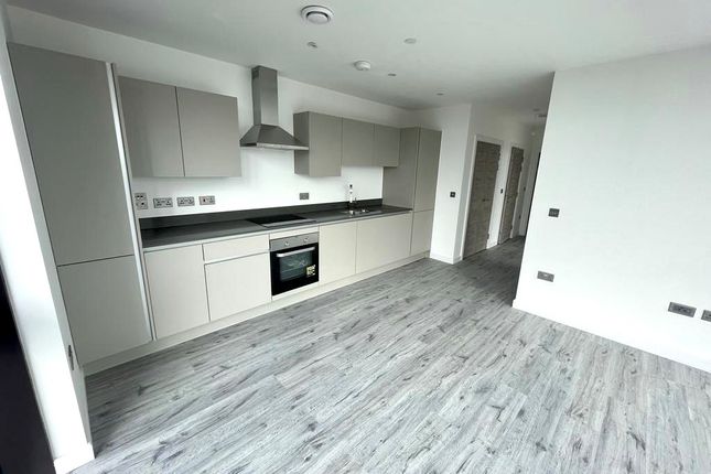 Flat 83, Milton Keynes photo 3