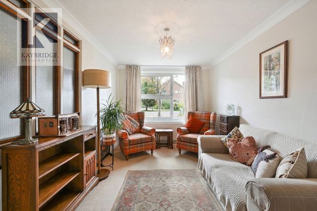 36 Rodney Road, New Malden photo 2