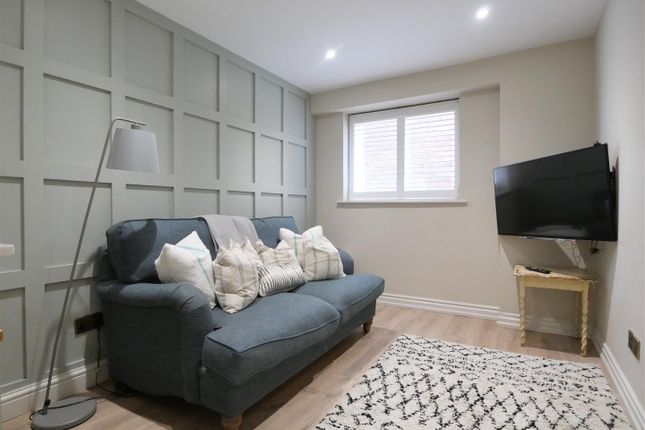 2 Victoria Bar Apartments, Victor Street, York photo 3