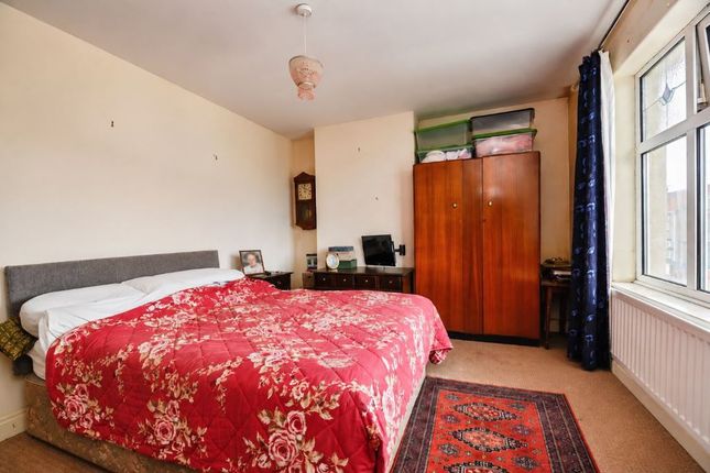 3, Stanmore Grove, Hartlepool photo 4