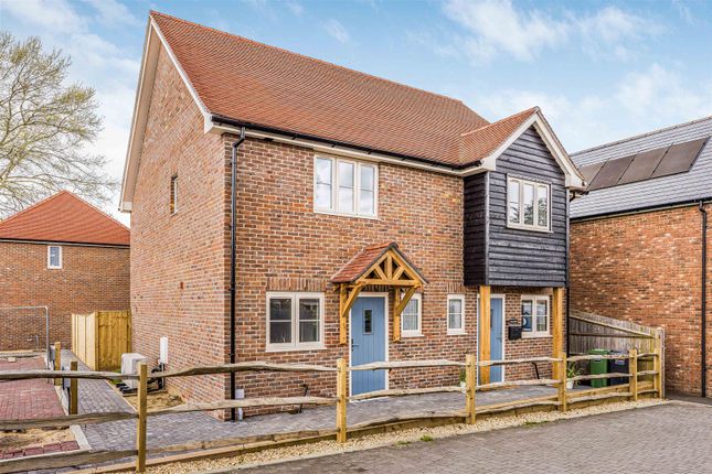 Semi-detached house for sale in Clewers Lane, Waltham Chase, Southampton