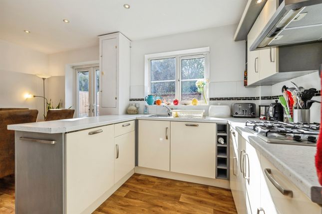 14, Fen Road, Lincoln photo 4