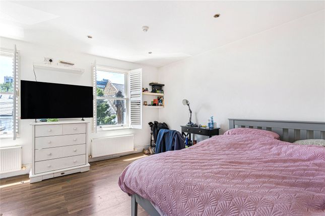 TFF, 87, Disraeli Road, London photo 4