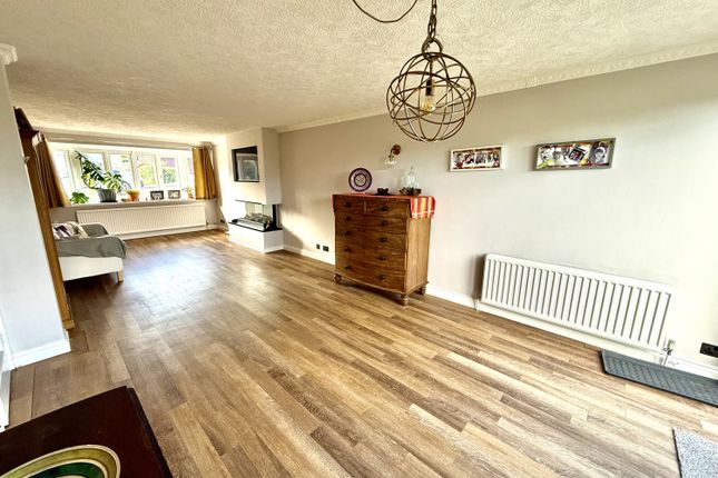 9, Auckland Way, Hartlepool photo 2