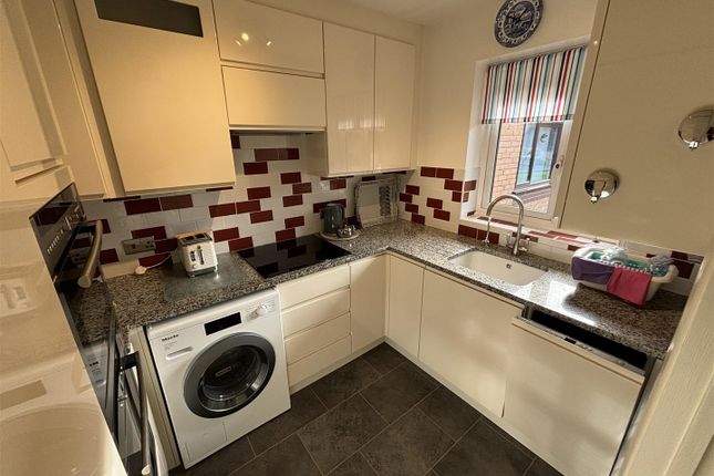 41, Clift House, Chippenham photo 2