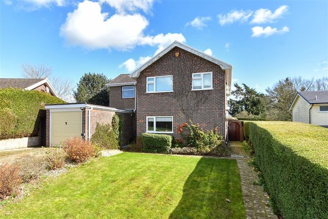 4-bed house on Glebelands, Pulborough, £330,500