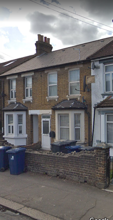 Terraced house to rent in Hartington Road, Southall