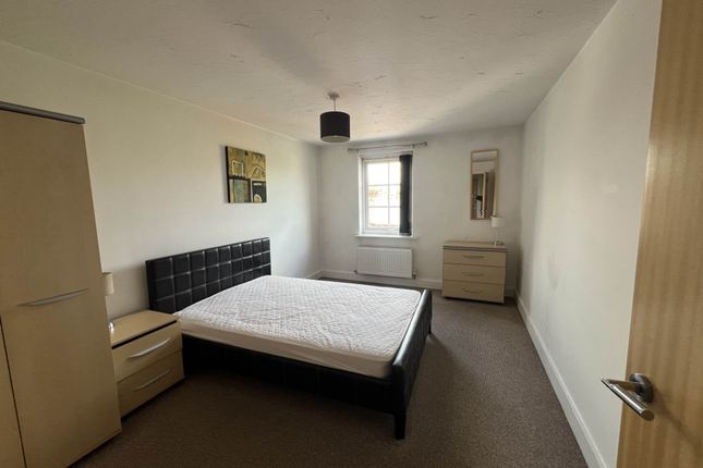 19 Beaumont Court, Elphins Drive, Wilderspool Park, Warrington photo 3