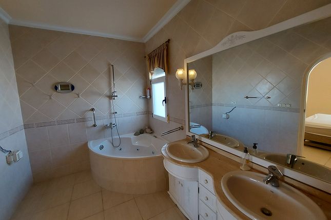 Villa for sale in Ciudad Quesada, Alicante, Spain