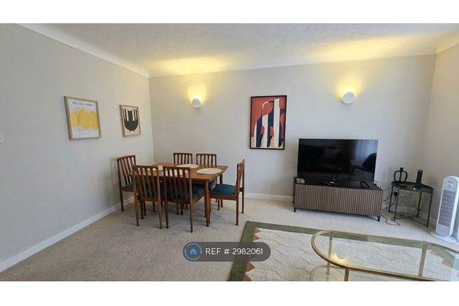 Adelaide Road, Surbiton photo 3