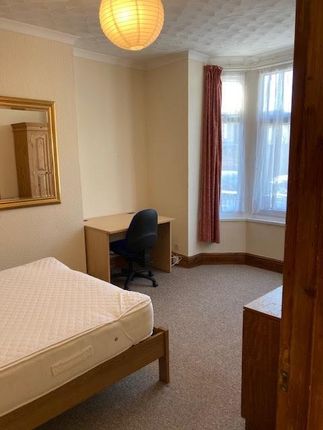 151, Manners Road, Portsmouth photo 5