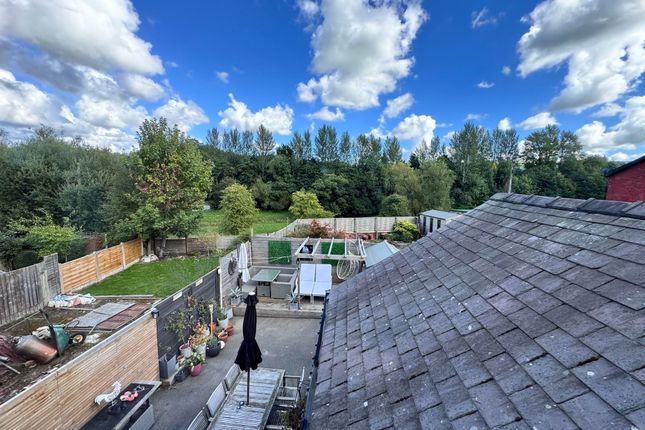 16 Bowden Lane, High Peak photo 4