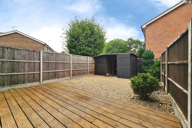 85, Waters Drive, Middlesex photo 5