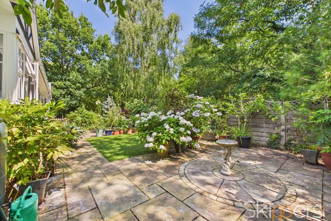 93a Shirkoak Park, Ashford photo 4