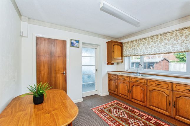 36, Lancaster Drive, Spalding photo 4