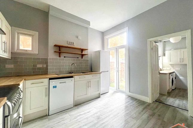 31, Olive Road, Cricklewood photo 3