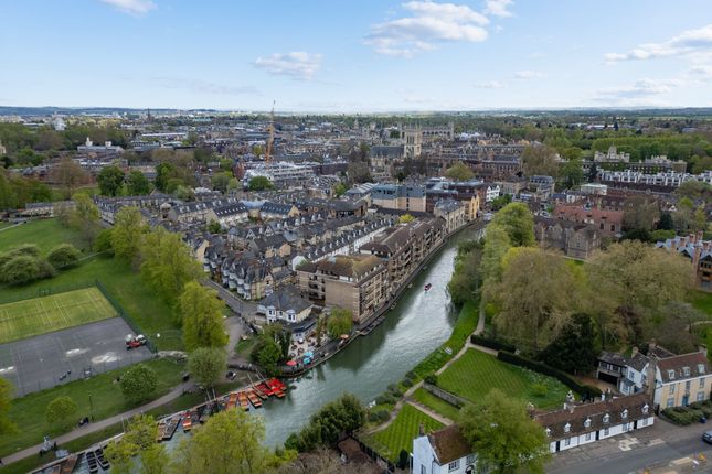 Flat for sale in Thompsons Lane, Cambridge