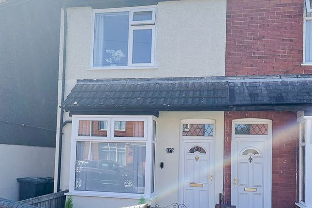 3 bed end terrace house to rent in Crescent Road, Hugglescote, Coalville LE67