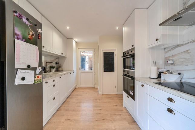 26, Falkland Road, Hampshire photo 4